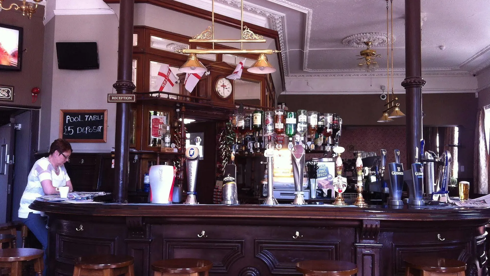 Forest Gate Hotel - Free Parking Limited Spaces Londyn