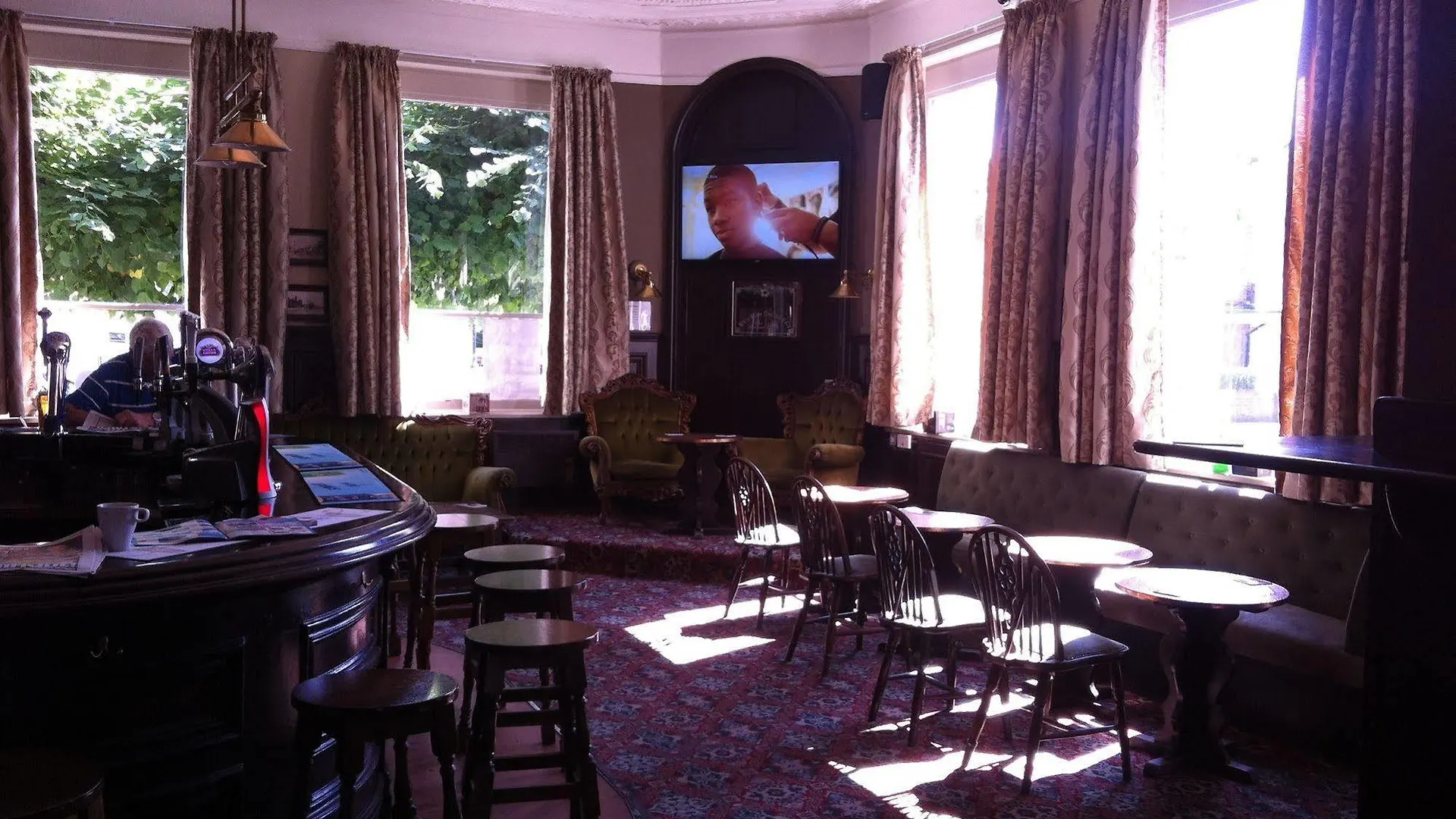 Forest Gate Hotel - Free Parking Limited Spaces Londyn Zajazd